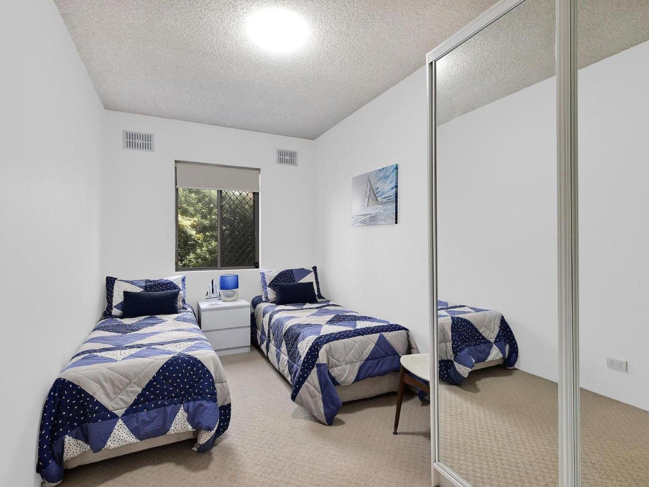 Dolphin Court 5 Διαμέρισμα Entrance Εξωτερικό φωτογραφία